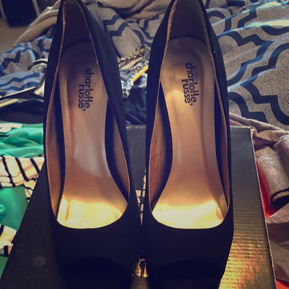 Charlotte Rouse Heels - Picture 1 of 2